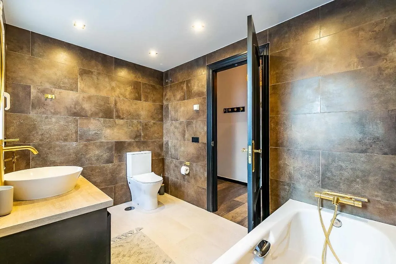 64-Luxury Villa With Jacuzzi & Pool In Mijas! Spain